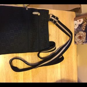 Guess Crossbody Bag in black